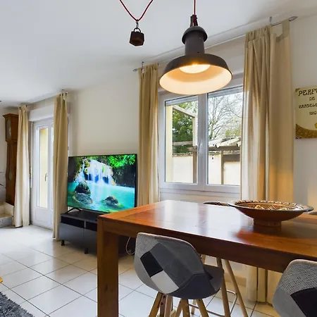 Jolie Maison Confortable Avec Jardin Pont-Sainte-Marie